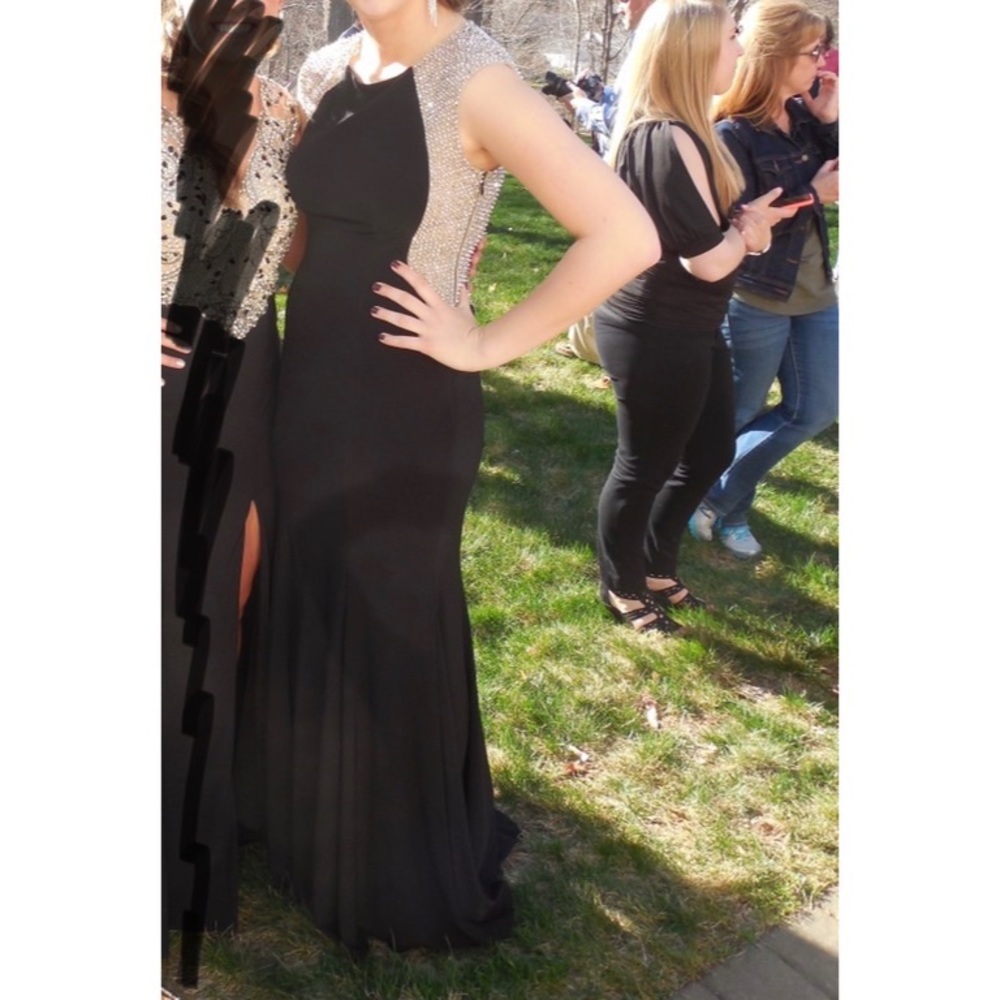 black, diamond prom dress!!!